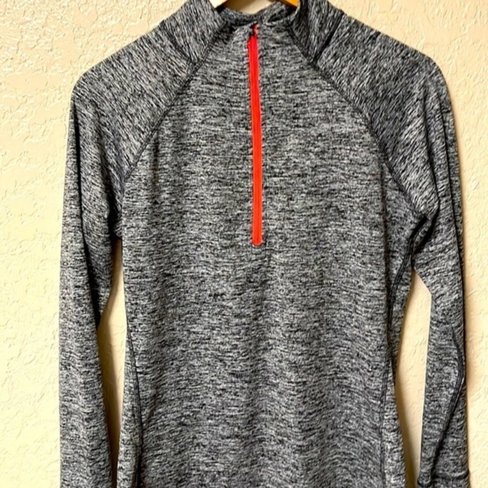 Tangerine Women’s Long‎ Sleeve Activewear Jacket. Size M.